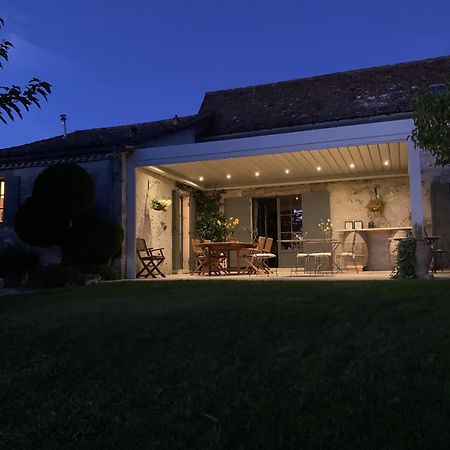 La Ferme Buissonniere Bed and Breakfast Bardou Exteriör bild