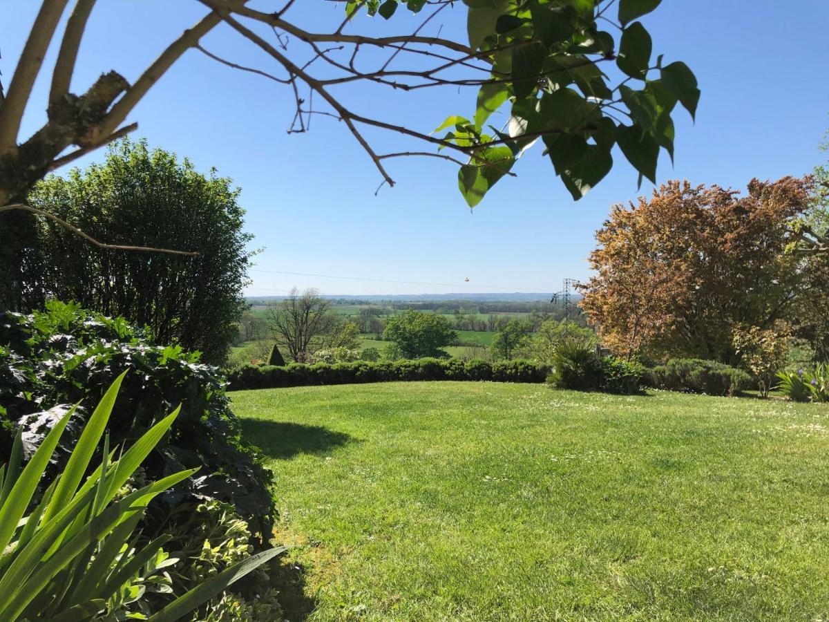 La Ferme Buissonniere Bed and Breakfast Bardou Exteriör bild