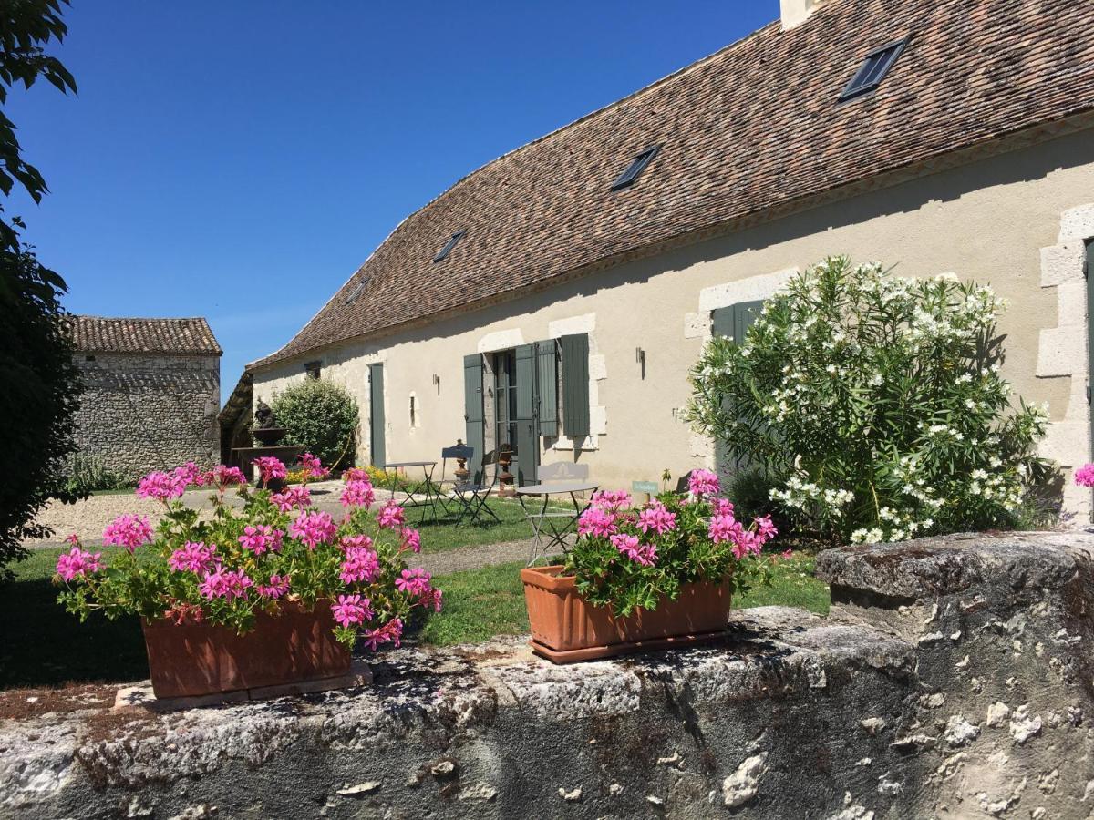 La Ferme Buissonniere Bed and Breakfast Bardou Exteriör bild